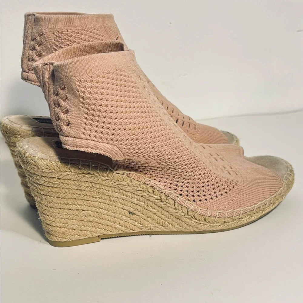 Steven by Steve Madden Loca Knit Pink Espadrille Wedge Size 9.5